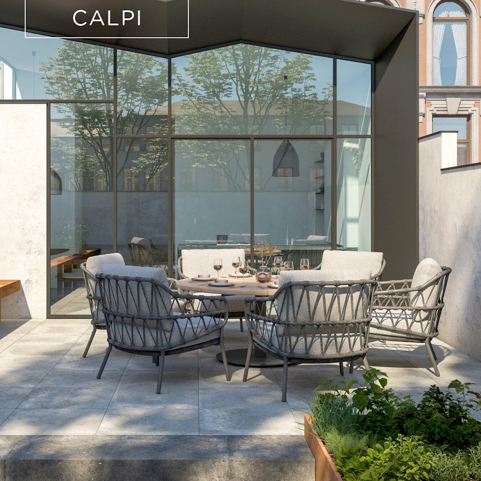 Calpi low dining